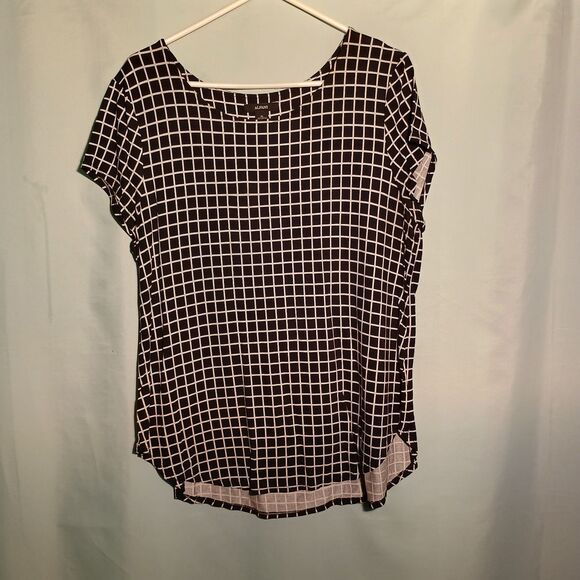 Alfani Black & White Grid Print Blouse – Short Sleeve Modern Fit Top - Picture 1 of 4